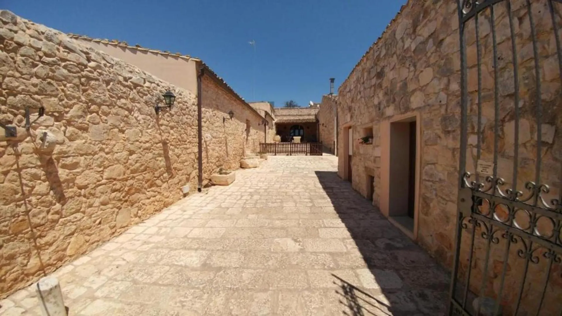 Holiday home Al Casale - Private Pool Villa Ragusa Italy